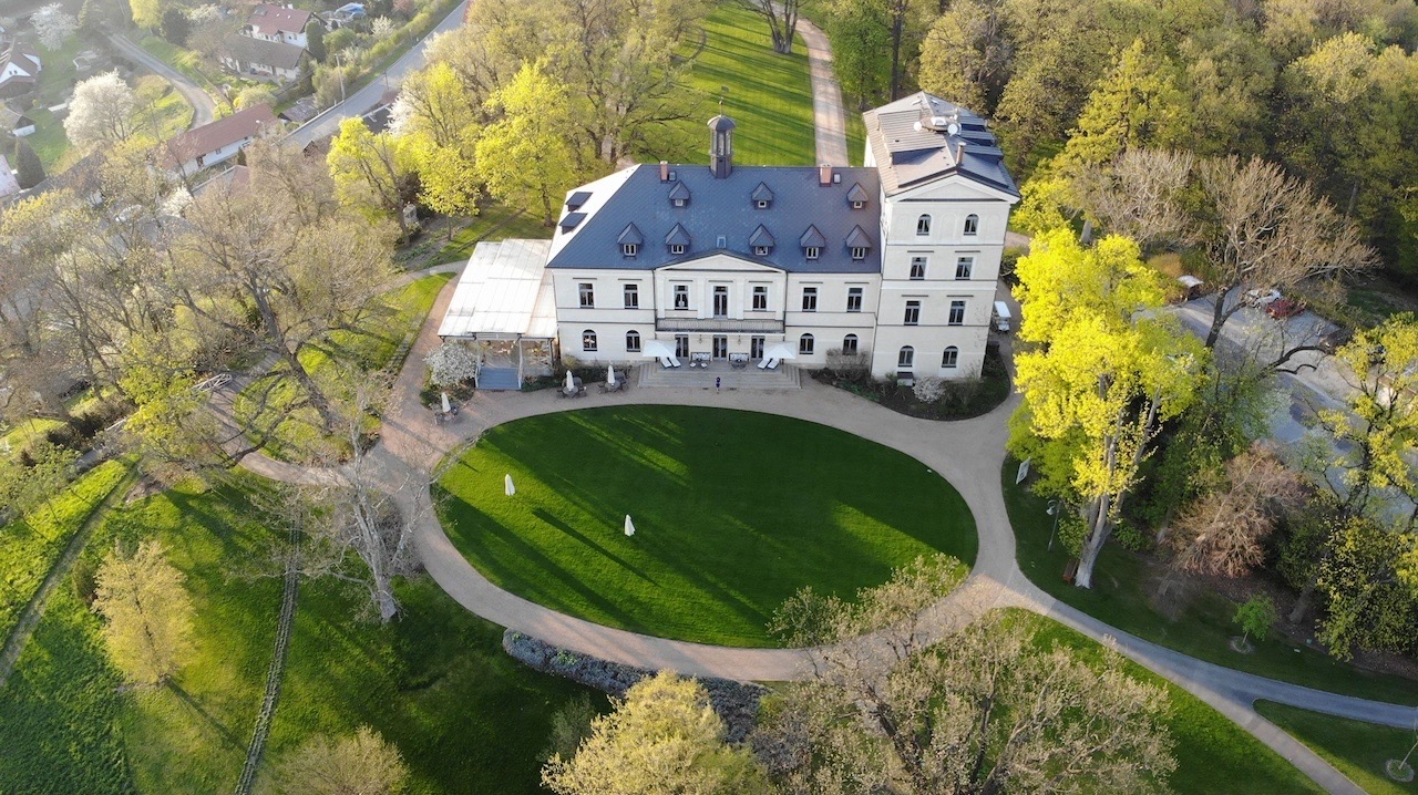 Chateau Mcely